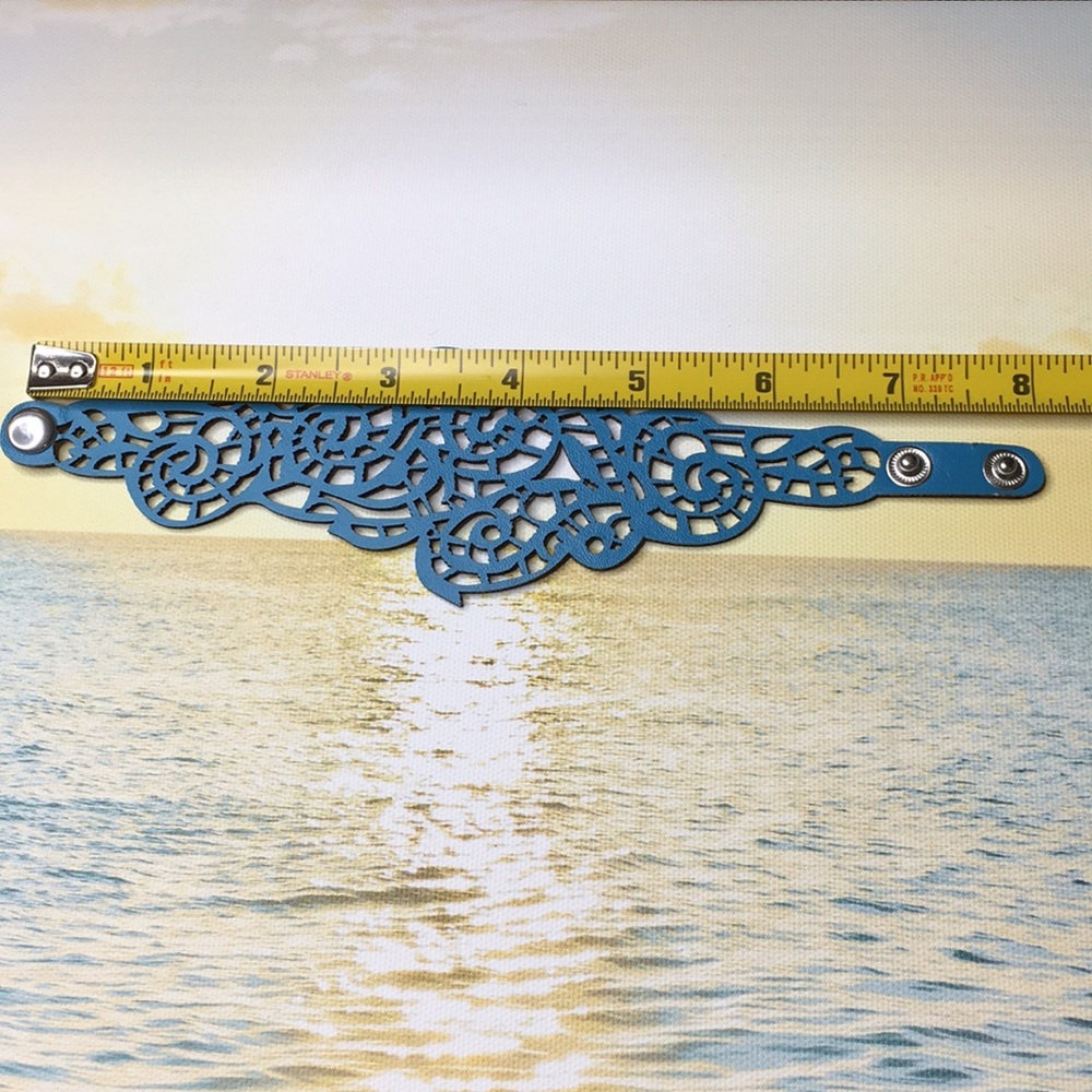 Hollow Laser Cut Blue Bracelet - Picture 5 of 8